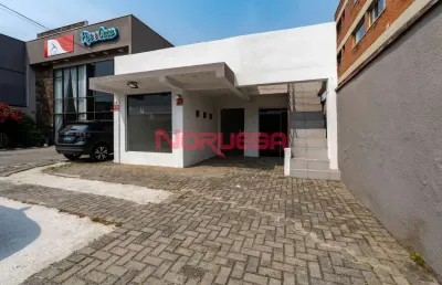 Loja comercial de 200m² para locação no alto da rua xv, curitiba-pr: seu novo espaço de negócios!