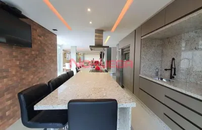 Imperdível casa à venda em curitiba-pr, bairro pilarzinho: 4 quartos, 4 suítes, 3 salas, 7 banheiros, 7 vagas de garagem, 420m²