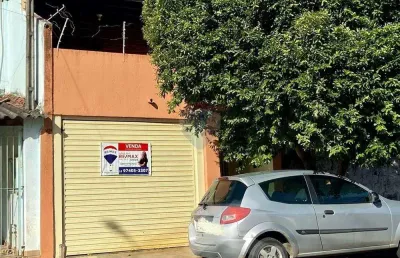 Casa com 2 quartos à venda na Pedro Moreira, 27, Vila Santa Isabel, Salto de Pirapora