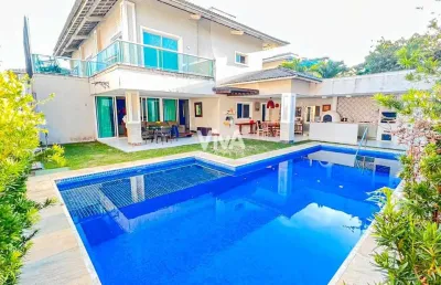 Casa em condomínio com 4 quartos -  porteira semi-fechada