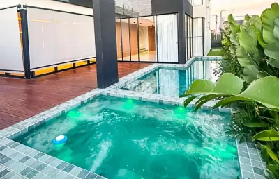 Casa duplex com 4 suítes no eusebio - alphaville ceará residencial iii