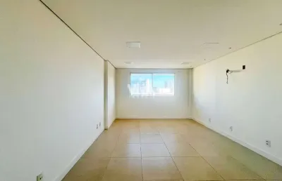 Sala comercial para alugar na Avenida Santos Dumont, 6872 a 758, Cocó, Fortaleza