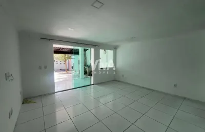 Casa com 3 quartos à venda na Rua Thomas Edison, 240, Encantada, Eusébio