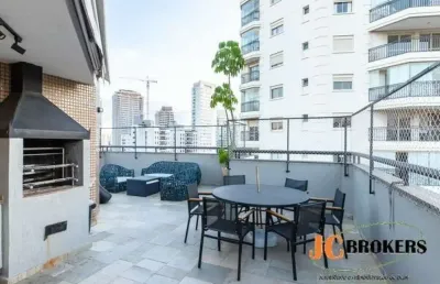 Cobertura duplex com 327 m², 4 dormitórios sendo 2 suítes, área gourmet com piscina, 4 vagas