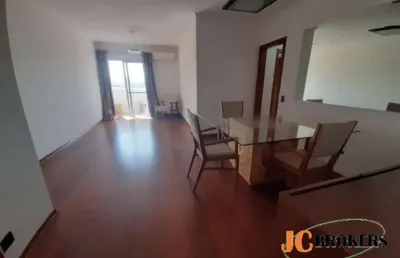 Apartamento com 110 m², 3 dormitórios, sendo 1 suíte, sala para 2 ambientes, 1 vaga