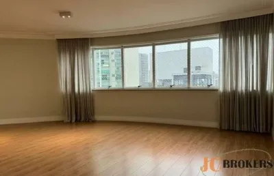 Linda cobertura com 202mts de área útil, 3 suítes, 4 vagas