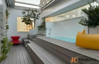 Cobertura com 202m² de área útil, 2 suítes, 4 vagas