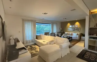 Apartamento com 3 suítes, gabinete e dependência completa no horto florestal