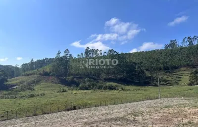 Chácara / sítio com 3 quartos à venda no laranjal, natividade da serra  por r$ 6.000.000