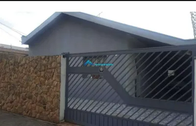 Casa a venda com 2 dormitórios com edícula vila rio branco jundiai sp