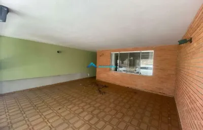 Casa a venda com ótima localização sendo 2 dorms + edícula, bairro anhangabaú jundiaí