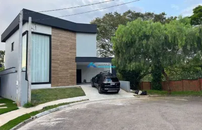 Casa nova c/ 3 dorms, pé direito alto, sem vizinho nos fundos, cond. residencial dos ipes