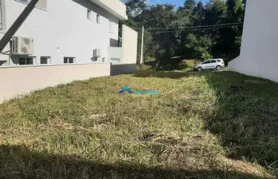 Terreno plano c/ 266 m², frente para área verde, cond. terras de gênova