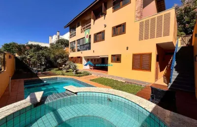 Casa a venda c/ 5 dorms, espaço gourmet, piscina, cond portal do paraíso ii. (aceita permuta)