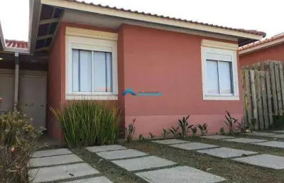 Casa térrea a venda c/ 2 dorms sendo 1 suíte, sala ampliada, cond casas da toscana