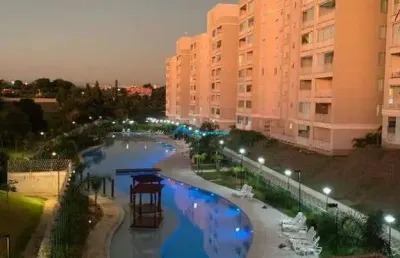Apartamento à venda c/ 3 dorms sendo 1 suíte, (esta com sala ampliada) cond. tons de ipanema