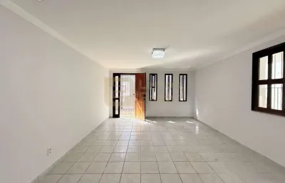 Apartamento com 3 quartos à venda na Rua Quatro, 10, Monte Líbano, Itabuna