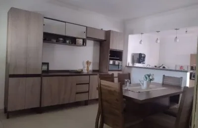 Casa térrea próximo ao shopping jardim oriente ótima localização