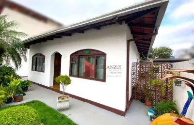 Venda: casa com 3 dormitórios no bairro dom bosco em itajaí