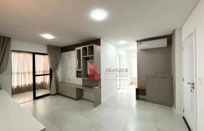 Locação: apartamento com 3 dormitórios sendo 1 suíte - vila operária - itajaí/sc
