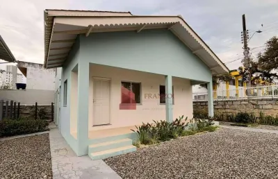 Locação: casa comercial ou residencial no centro de itajaí
