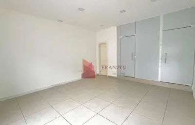 Sala comercial com 3 salas para alugar na Rua Alfredo Trompowski, 25, Vila Operária, Itajaí