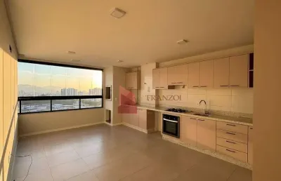 Locação: apartamento semimobiliado com 2 dormitórios no bairro são joão - itajaí