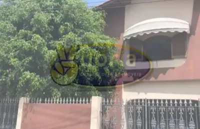 Casa com 4 quartos à venda no Parque Industriário, Santo André 