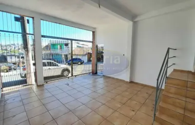 Casa com 3 quartos para alugar no Jardim Ruyce, Diadema 