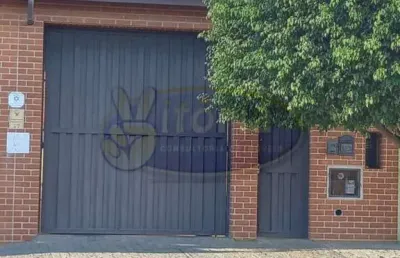 Casa com 6 quartos à venda na Vila Hortência, Sorocaba 