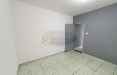 Casa com 2 quartos para alugar no Jardim Laura, São Bernardo do Campo 