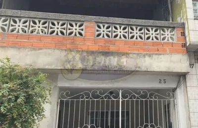 Casa com 2 quartos para alugar no Jardim Ipê, São Bernardo do Campo 