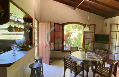 Casa a venda na vila de picinguaba com 140 m² de construção