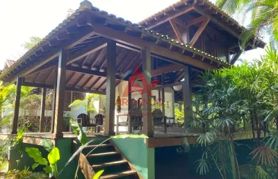 Casa a venda no condominio itamambuca com 04 dormitorios a 80 m do mar