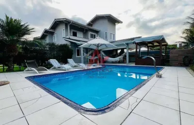 Casa a venda em condominio fechado com 03 dormitorios e 561 m² de terreno