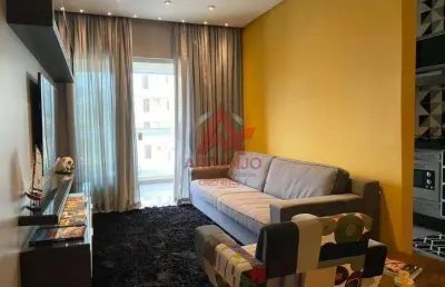 Apartamento padrão 02 dormitórios, 01 suite, 01 garagem , localização ótima
