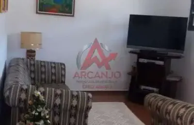 Apartamento padrão  com 02 dormitórios , próximo ao mar