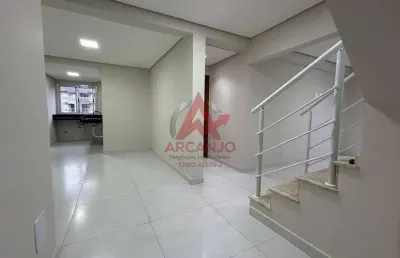 Cobertura duplex a venda em ubatuba-sp recem reformada com 133m²