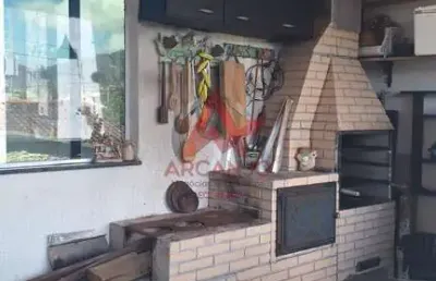 Casa  para locação na parte superior -  02 quartos , 02 banheiros
