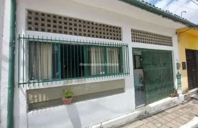 Casa com 2 quartos à venda na Rua Benjamin Constant, Torre, Recife