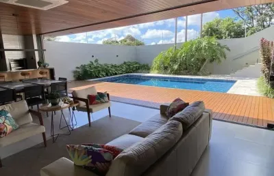 Casa com 3 quartos à venda na Rua Neila Ribeiro, 184, Parque Residencial Alcântara, Londrina