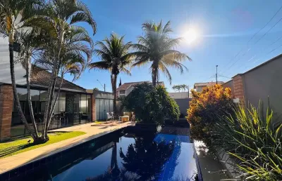 Casa com 4 quartos à venda na Rua Maestro Andrea Nuzzi, 511, Jardim Itatiaia 1, Londrina