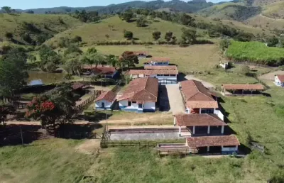 Fazenda com 2 salas à venda na Rua Alice Eduvirges, 1111, Caçapava Velha, Caçapava