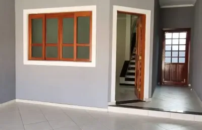 Excelente sobrado em boa localização no bosque dos eucaliptos