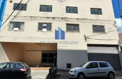 Sala comercial à venda na Rua Norival de Freitas, 39, Aterrado, Volta Redonda
