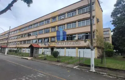 Apartamento para venda em volta redonda, aterrado, 3 dormitórios, 1 suíte, 3 banheiros, 1 vaga