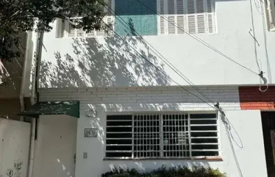 Excelente casa vila, aclimação c/3 dorms, sala, depend, coz, vaga, 118m²