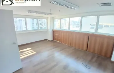 Excelente salas comerciais, com divisórias, 2 vagas, 104m