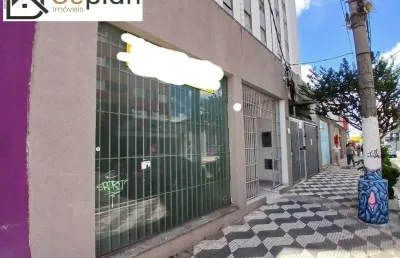 Excelente ponto comercial, de 230m com 2 banheiros, copa e área de serviço.