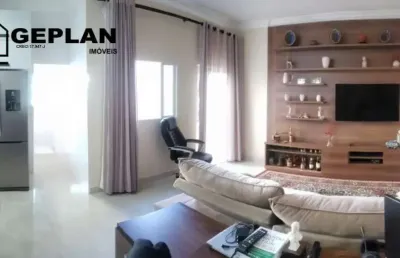 Excelente casa comercial com moradia!!! ótimo para investidor!!!